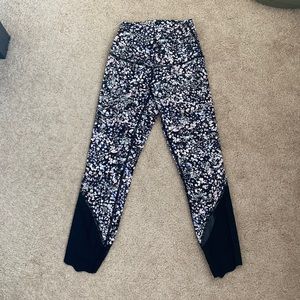 Lululemon wonder under petal pants